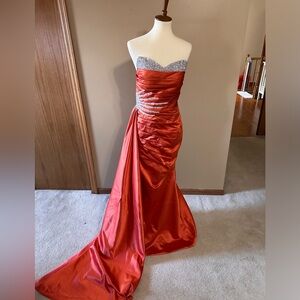 Stunning orange gown